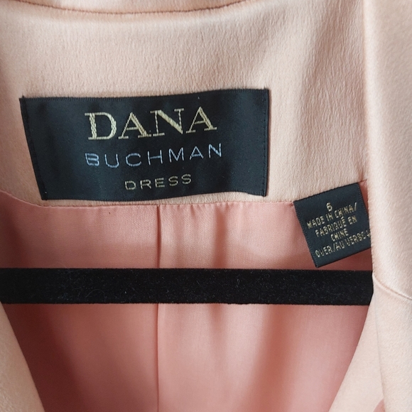 Dana Buchman silk embroidered skirt suit set. Size 6 Peachy pink - Picture 5 of 12